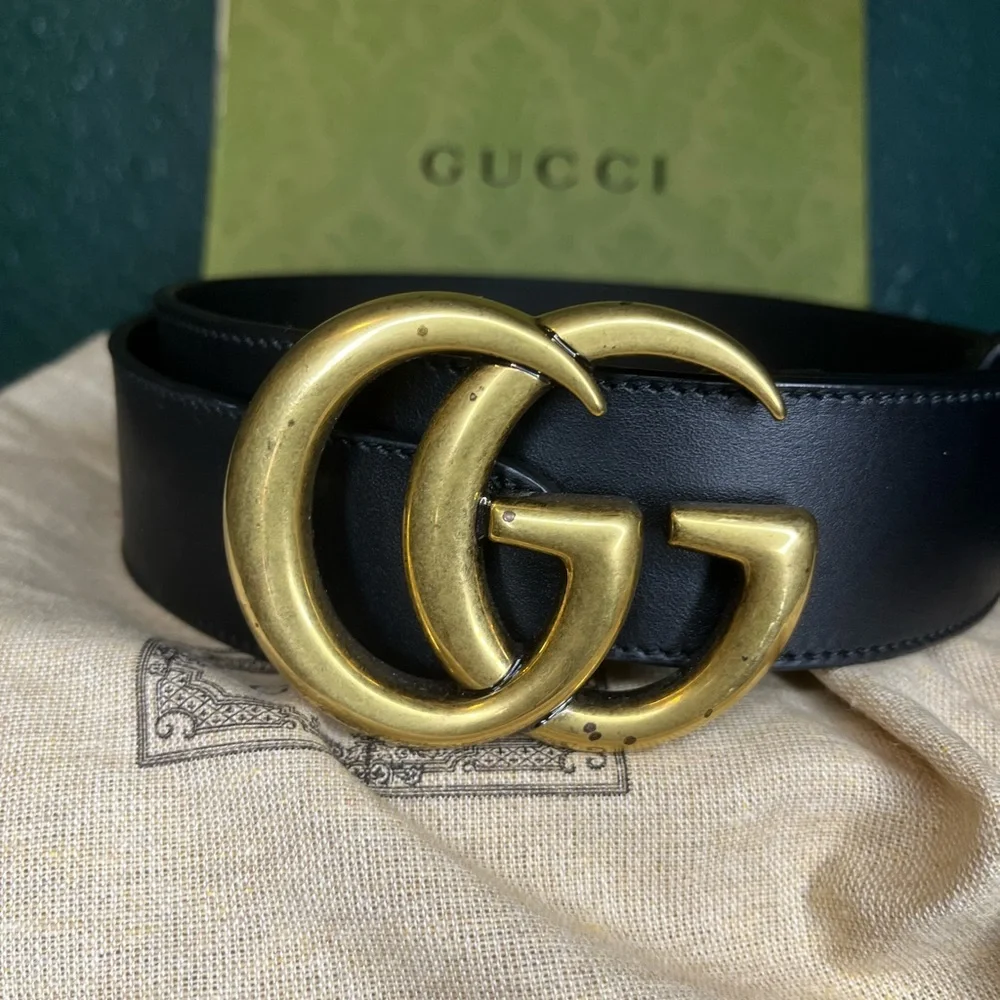 Gucci Black Leather Belt with Gold GG Buckle - Picture 3 of 3